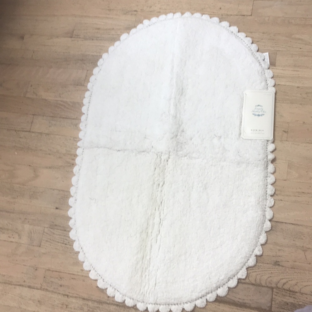 Shabby Chic bath rug